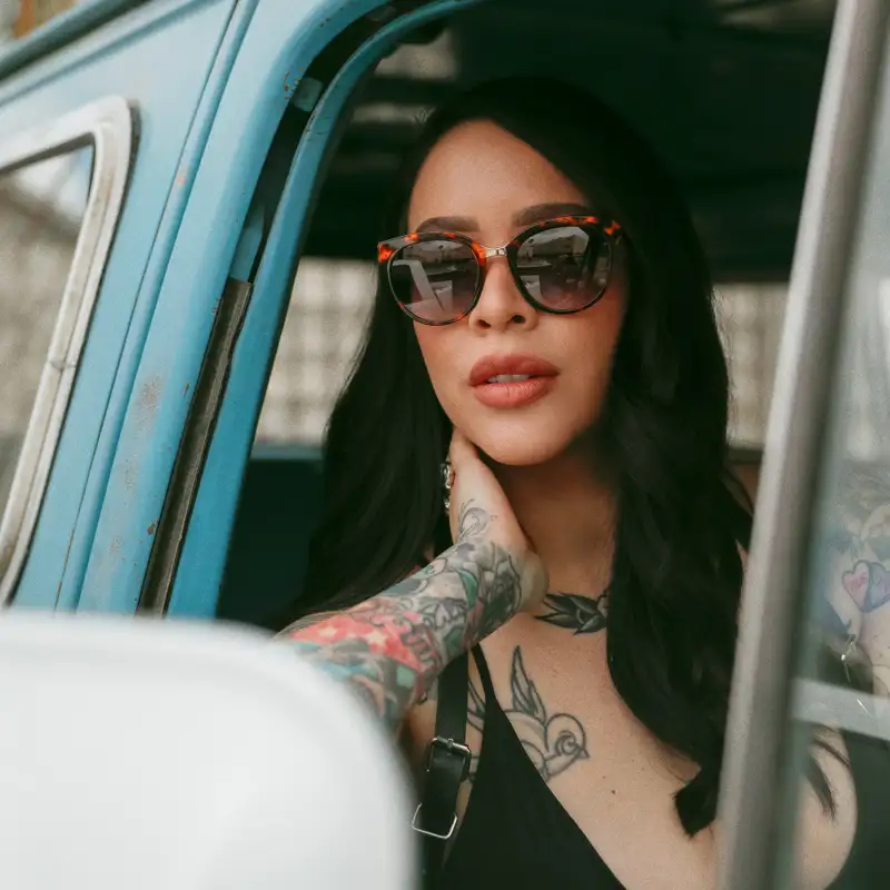 Cleo Lifestyle Image 3